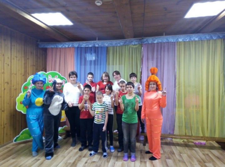 Дети в Мензелинске познакомились с русскими народными играми