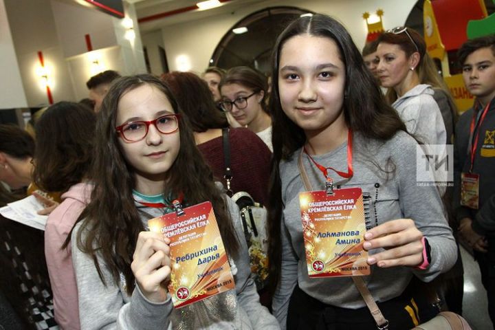 105 татарстанских детей отправились в Москву на новогоднюю елку