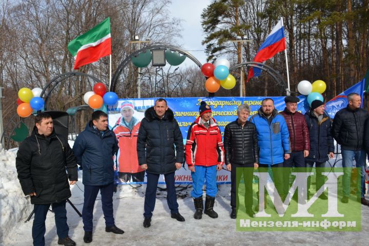 Свой юбилей Владиленин Мильчаков отметил на лыжной трассе