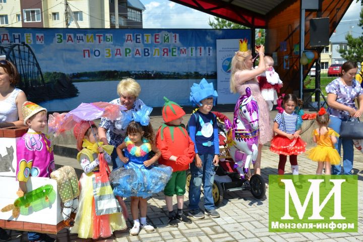 В Мензелинске прошел праздник посвященный Дню защиты детей