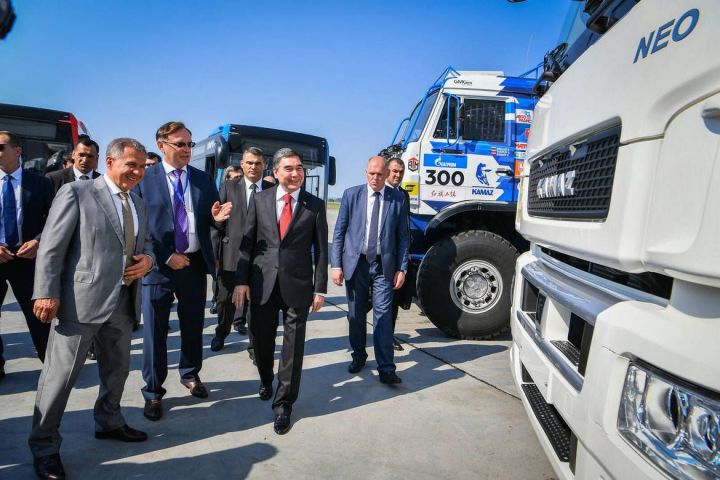Туркменистан готов закупать в Татарстане грузовики, самолеты и корабли