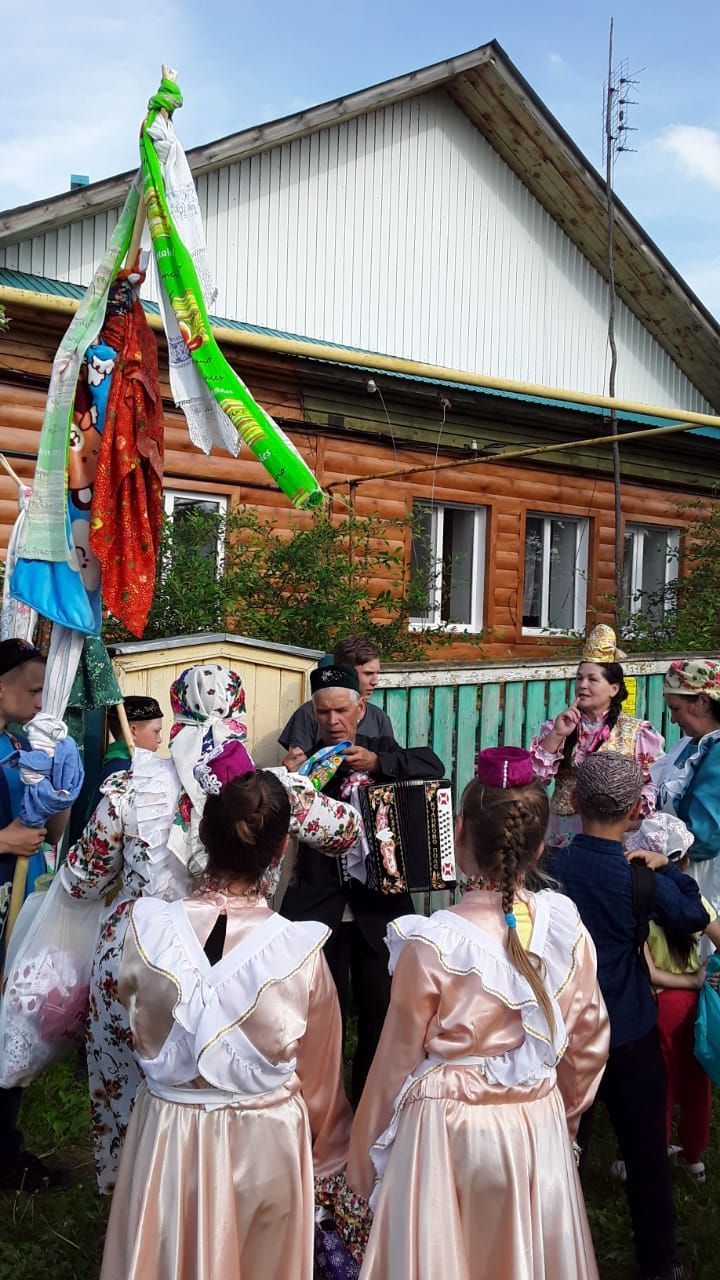 Тауасты Байлар авылында халык традицияләрен онытмыйлар