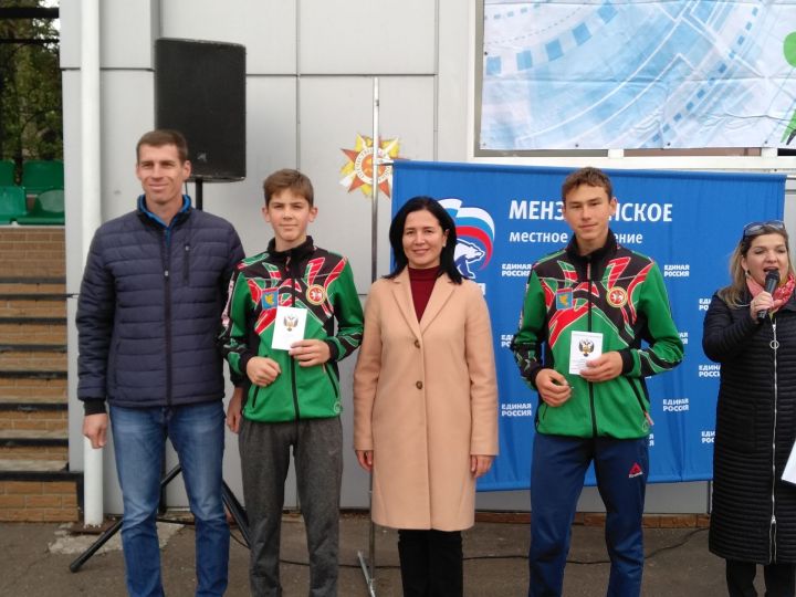 Артём Жуков и Илья Власов - перворазрядники по лыжам