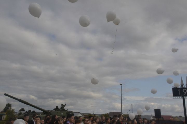 В Мензелинске почтили память погибших в Беслане