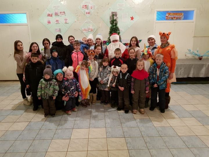 В сельском клубе деревни Дусай-Кичу прошла новогодняя елка для детей
