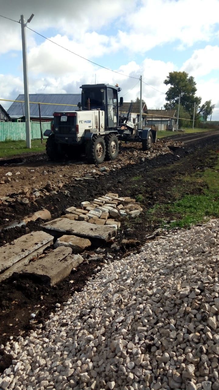 В деревне Куяново ремонтируются дороги