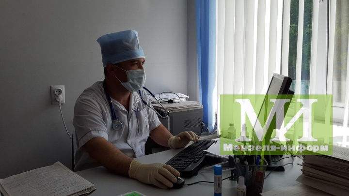 Увидеть Мензелинск и влюбиться: В ЦРБ новый специалист - врач из Таджикистана