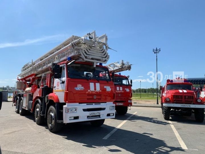 В МЧС рассказали о преимуществах новых пожарных машин