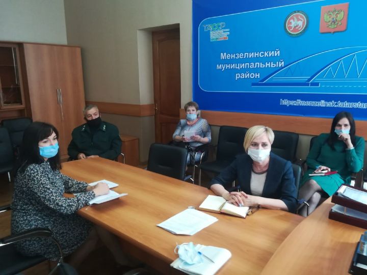 В Татарстане продолжается конкурс по выявлению ошибок на вывесках с надписями на государственных языках