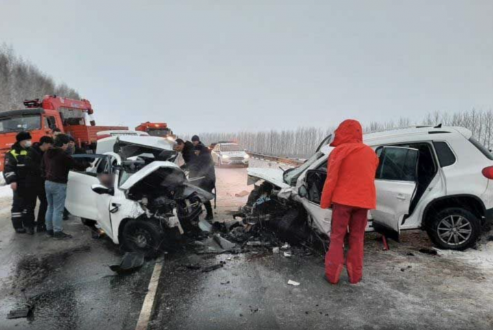 В Татарстане в ДТП погибли 4 человека