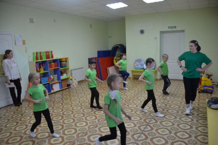 В детском саду “Алтынчеч” г. Мензелинск прошел семинар по программе “Стремление в будущее”-“Киләчәккә омтылыш”