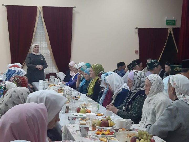 Жители села Верхний Такермен провели совместный ифтар