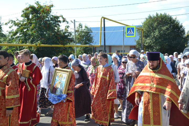 В Мензелинске состоялся крестный ход в память о Маргарите Мензелинской