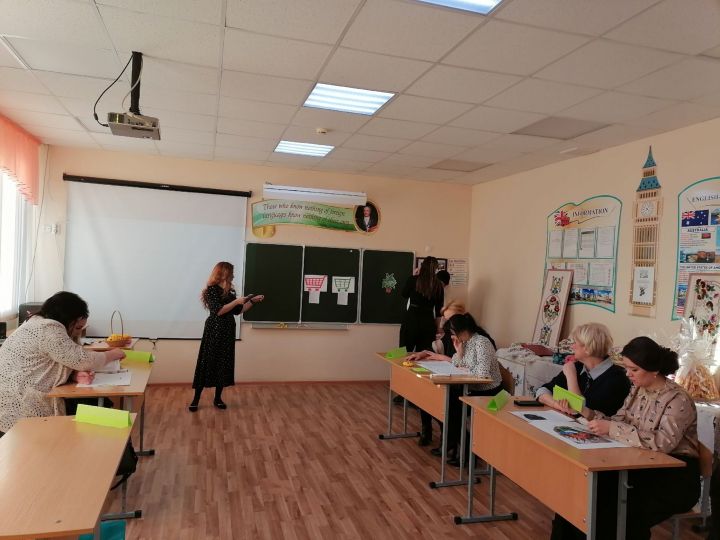 В Мензелинском районе проходит конкурс на звание лучшего учителя