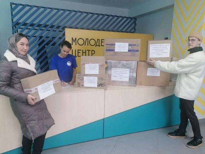 Студенты, преподаватели МСХТ собрали посылки для мобилизованных ребят