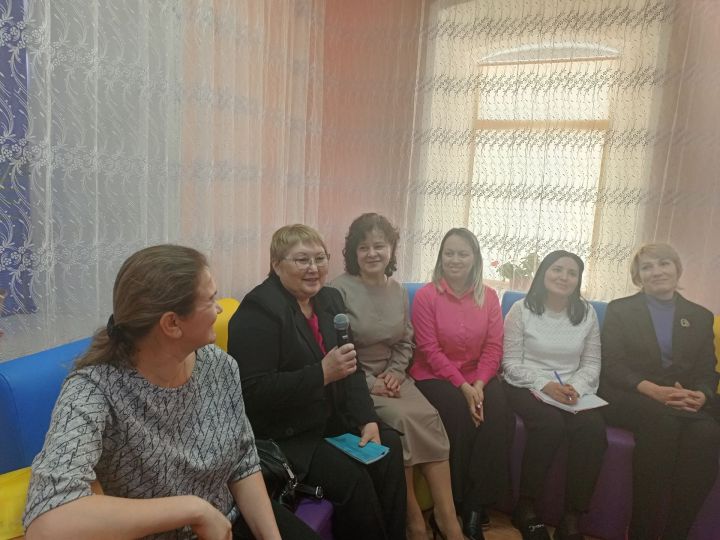 На базе приюта «Тургай» прошел семинар-практикум среди специалистов социальных приютов для детей и подростков