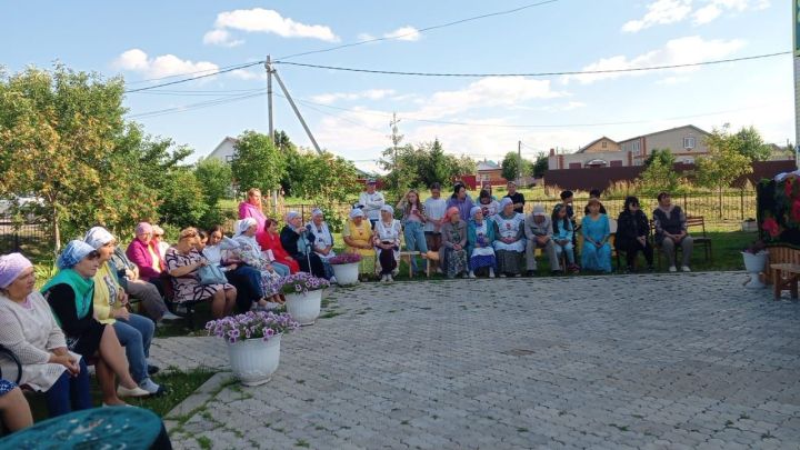 Тауасты Байларда авыл урамнары тарихына багышланган бәйрәм булды