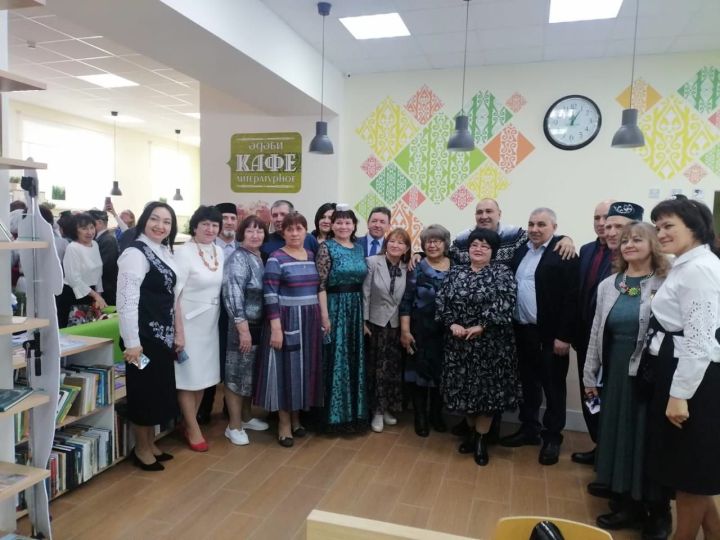 Шагыйрә Сәхия Федотова (Авзалова) Татарстанның әдәби берләшмәләре очрашуында катнашты