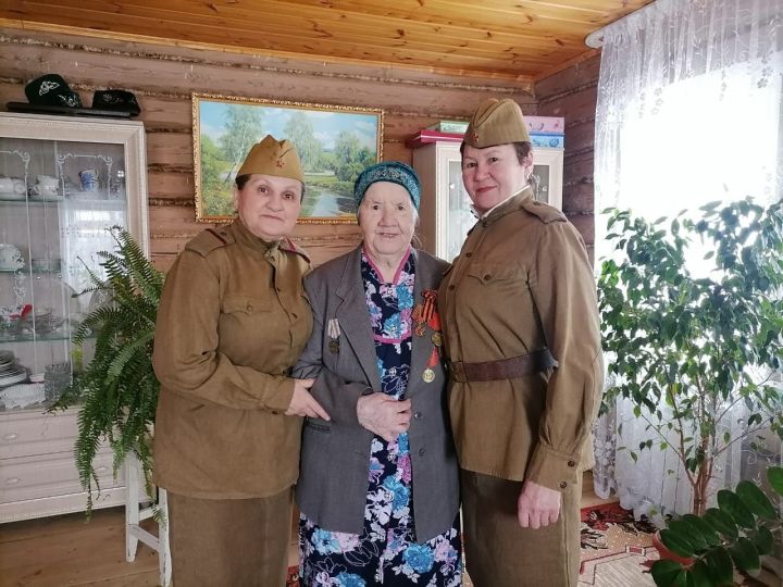 Бикбау авыл җирлегендә яшәүче тыл ветераннарына юбилей медальләре тапшырылды
