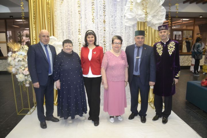 Минзәлә районы делегациясе Автокалада якташлар очрашуында катнашты
