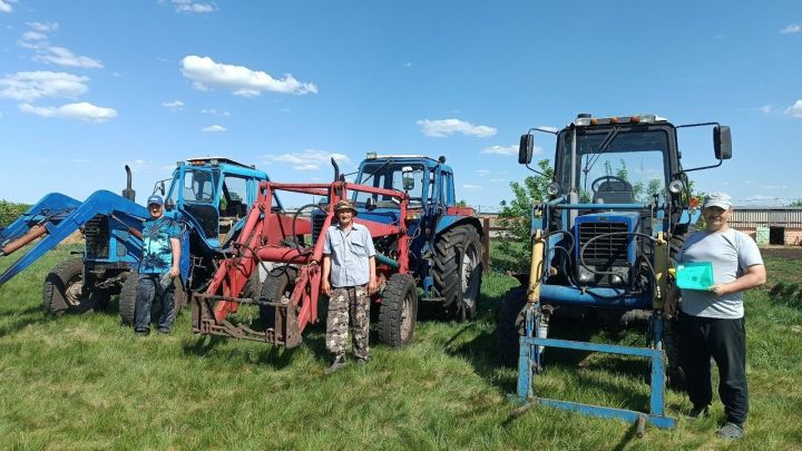 В Мензелинском районе проводится техосмотр самоходных машин физических лиц