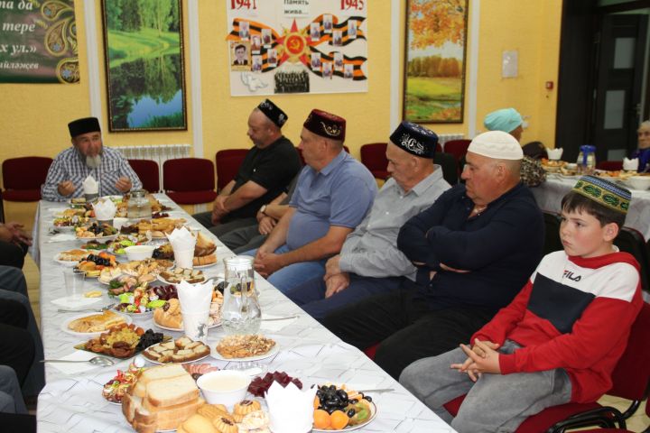 Воровский авыл җирлегендәге мәдәният йортында Корбан ашы үткәрелде
