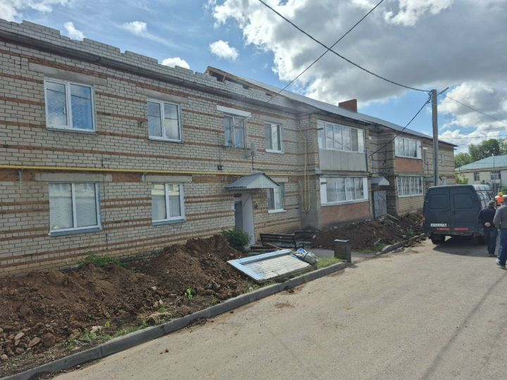 Минзәләдә күп катлы йортларда капиталь ремонт башланды