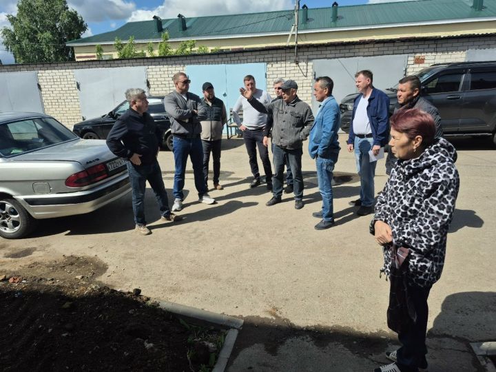 Минзәләдә күп катлы йортларда капиталь ремонт башланды