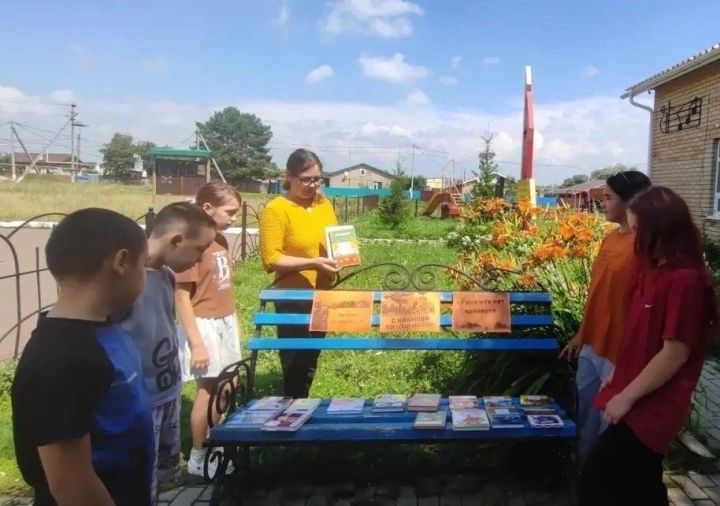 Калморза авыл китапханәсендә уку буенча танып-белү акциясе үткәрелде