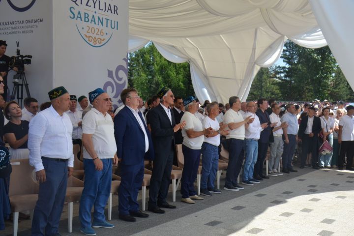 Минзәлә делегациясе Казахстандагы Сабантуйда татар мәдәнияте белән таныштырды