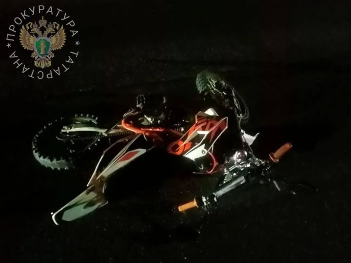 Татарстанда 17 яшьлек үсмер питбайкта йөргәндә бәрелеп һәлак булган