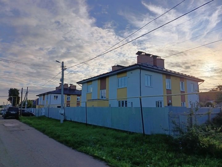 Четыре дома для детей-сирот строят в Мензелинске