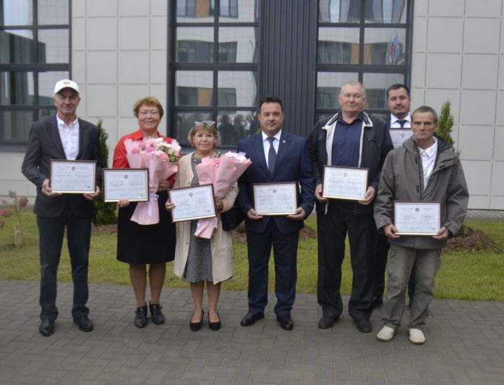 Тагын 7 минзәләле электрон мактау тактасына керү турында таныклык алды