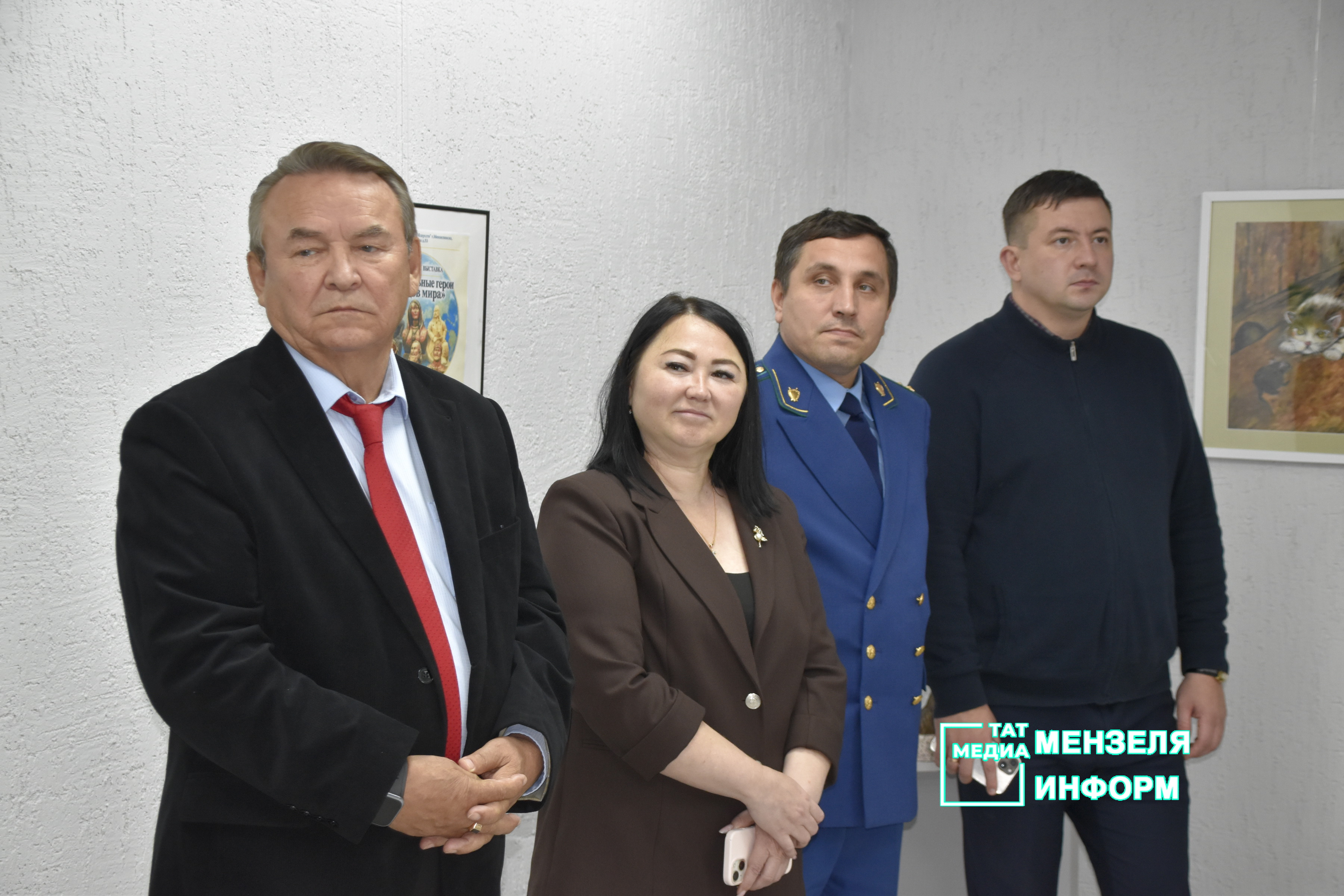 Рафаил Зинуров — доктор юридических наук, профессор, правовед, писатель, журналист, этнолог и скульптор
