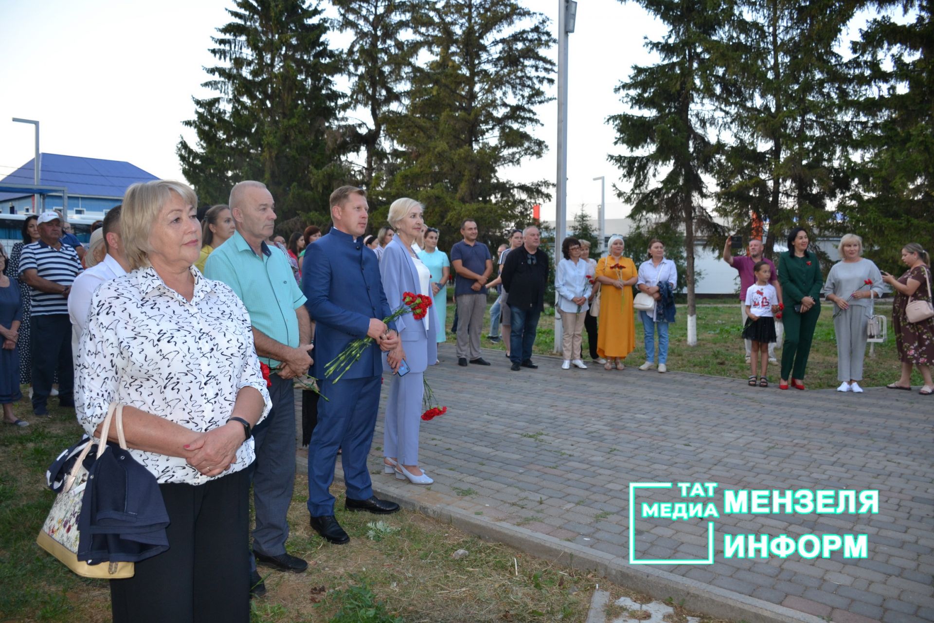 Мензелинский театр показал спектакль под открытым небом, посвященный памяти М. Джалиля