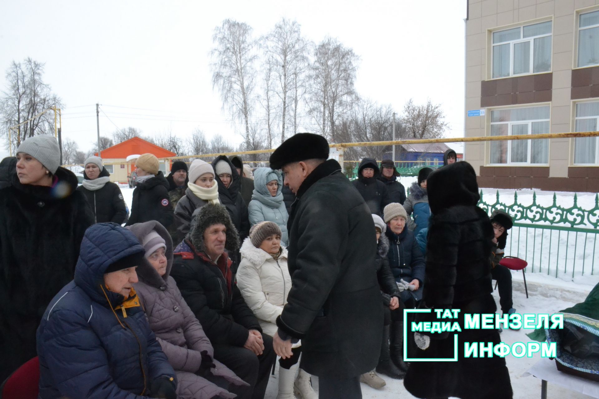 Дәвек авылында Минзәлә районының кыю улын соңгы юлга озаттылар