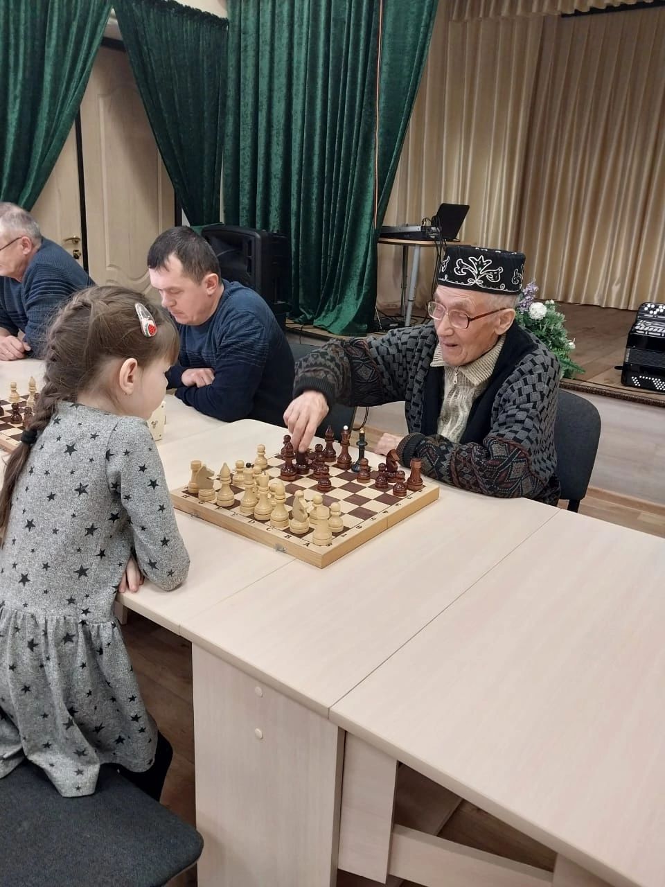Увлекательная игра и положительные эмоции только в деревне Топасево