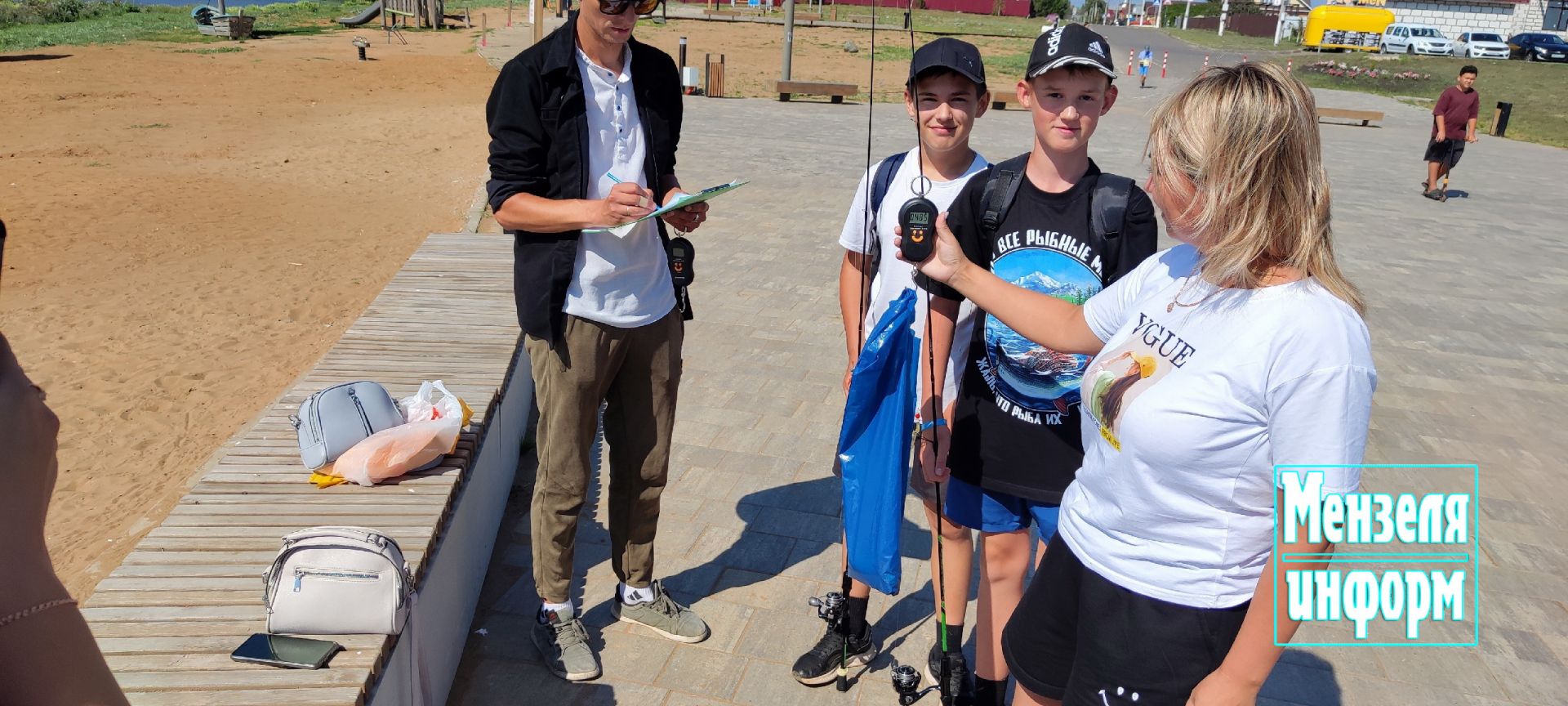 Подростки из поселка Новый показали мензелинским рыбакам мастер-класс