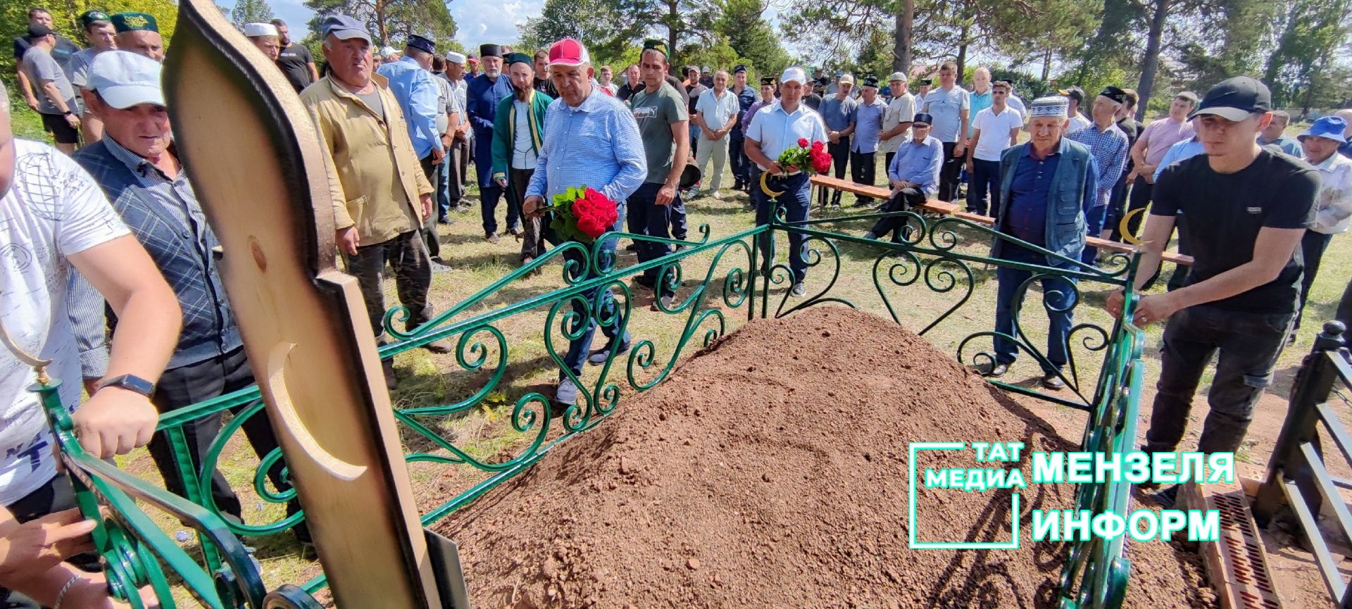 В последнем разговоре сказал, что вернется в отпуск