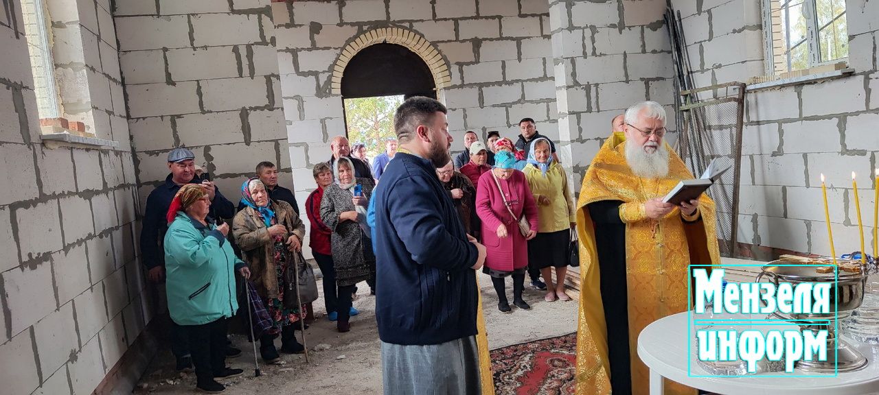 Обещание — свято: в селе Старая Матвеевка освятили храм-часовню, построенную Алмазом Шариповым