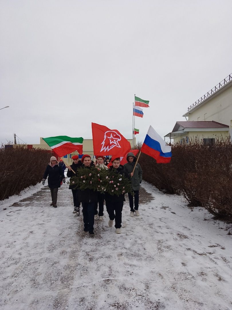 В Николаевской школе Мензелинского района состоялся торжественный приём в «ЮНАРМИЮ»