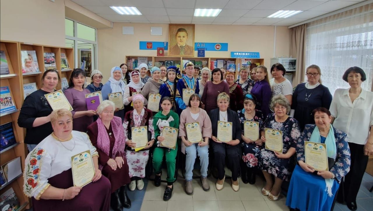 Минзәлә үзәк китапханәсендә Тукай көненә багышланган шигырь укучылар бәйгесе узды