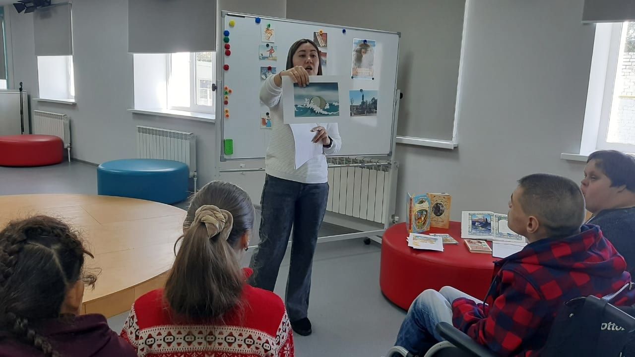 Участники клуба «Мы вместе» совершили увлекательное путешествие в мир сказок Пушкина