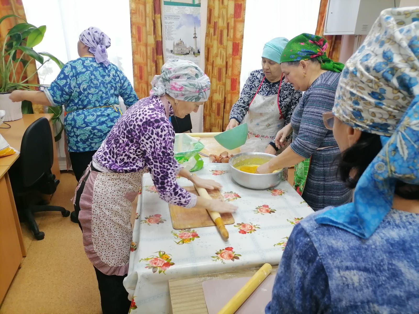 Волонтеры из села Бикбулово изготовили лапшу для приготовления сухого супа для солдат