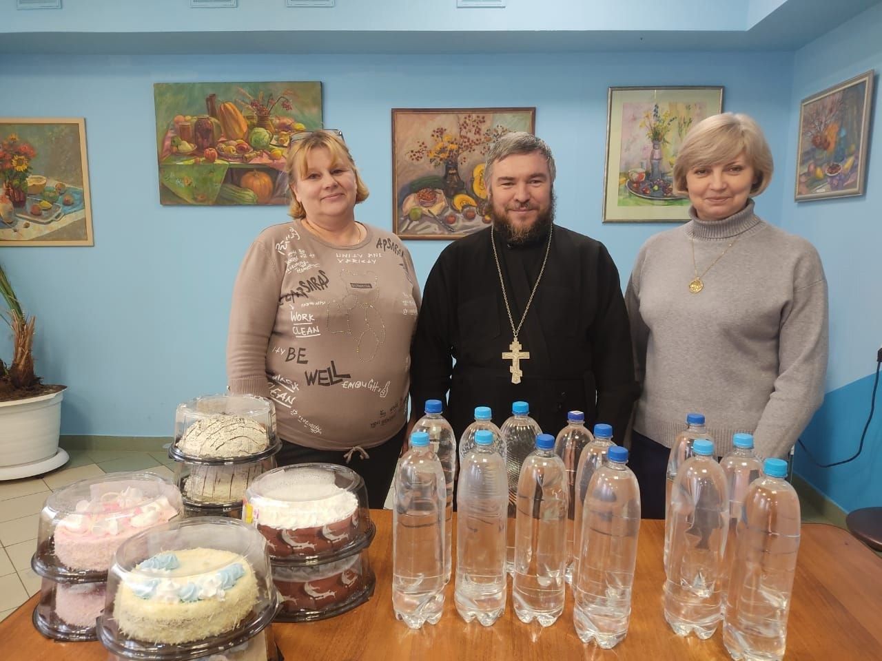 Настоятель Казанско-Богородицкой церкви Евгений Лазарев посетил Мензелинский дом-интернат