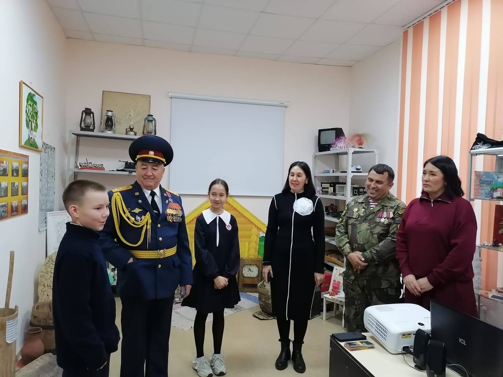 Урок мужества прошел в архивном отделе Мензелинского муниципального района РТ