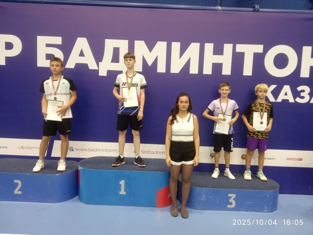 Бадминтонисты Мензелинска выиграли 3 медали
