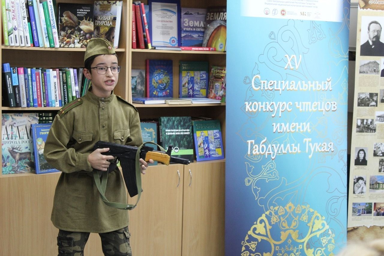 Мензелинские школьники побывали на форуме Тукая
