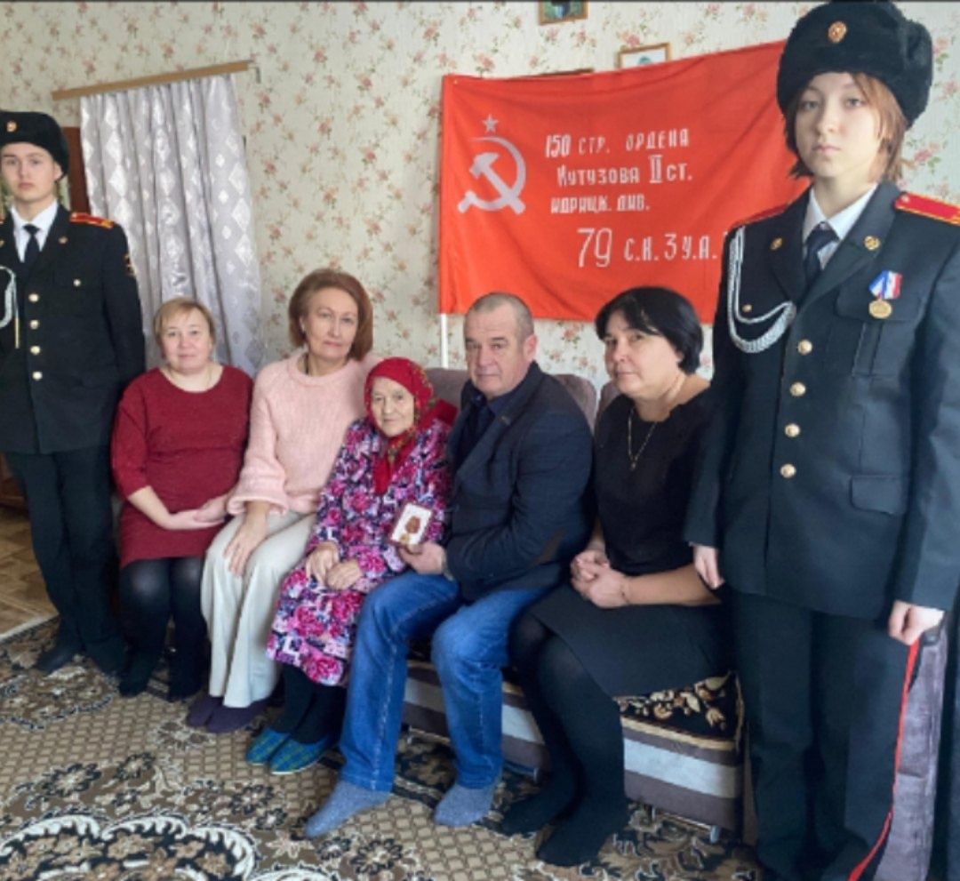 Ветеран тыла Лидия Титова удостоена юбилейной медали