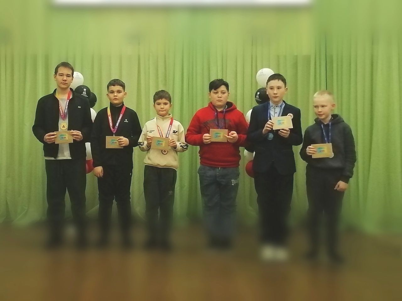 В Мензелинске провели шахматный турнир памяти легендарного педагога, участника ВОВ Вячеслава Тюрина